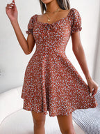Robe décontractée femme à manches cloche, taille nouée avec cordon de serrage et imprimé floral fluide