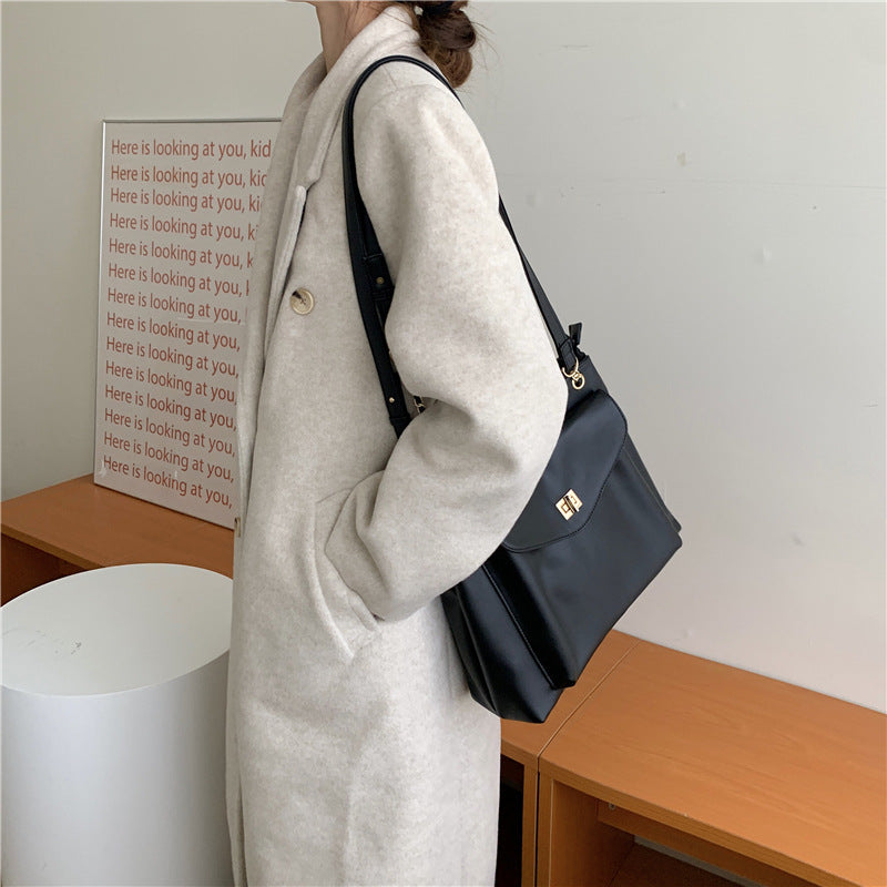 Version coréenne de la mode, grande capacité, simple, rétro, sauvage, un sac à bandoulière, diagonale, grand sac pour femmes