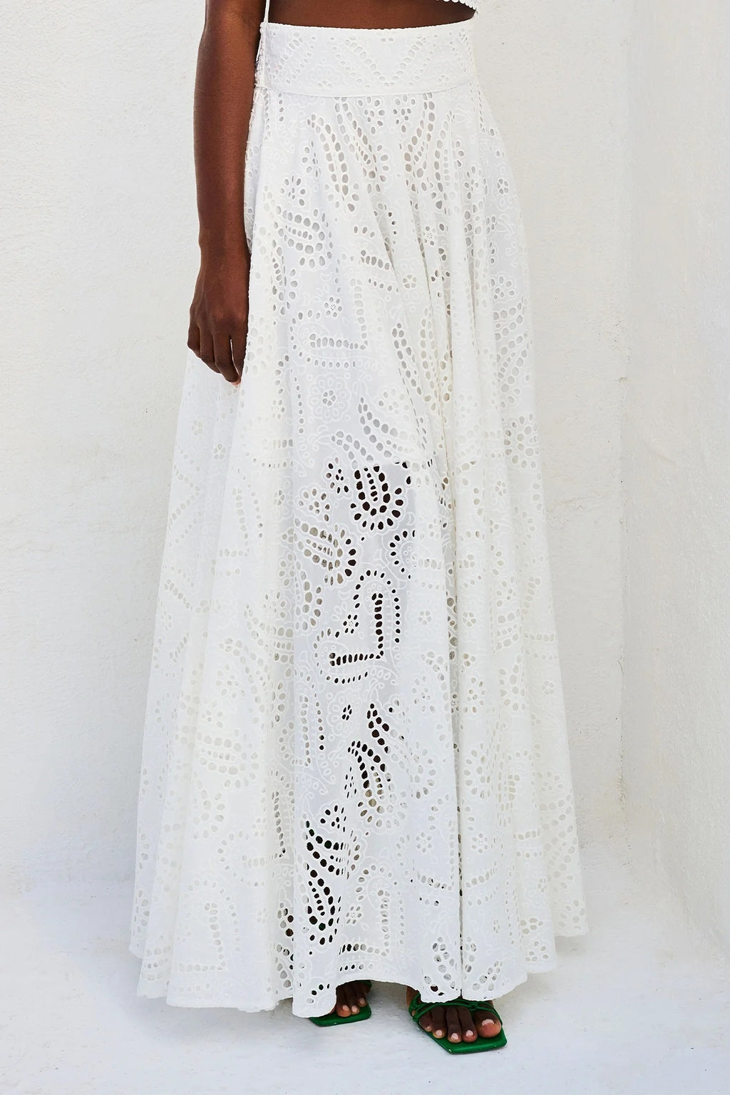Élégance Vêtement Féminin Robe Longue sans Manches Broderie Dentelle Combinaison de Vacances Ensemble Deux Pièces