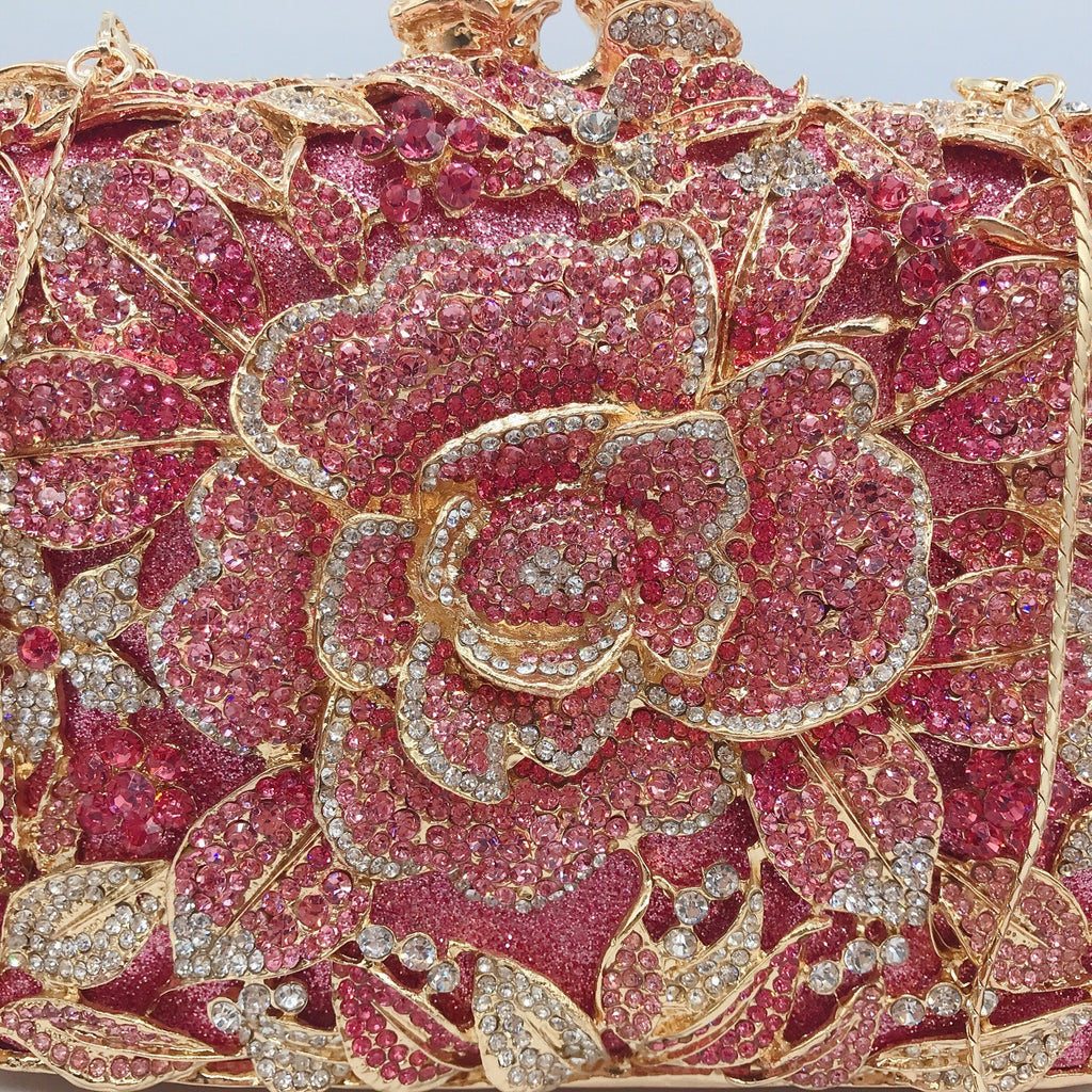 Pochette de soirée en métal rose, chaîne et diamants