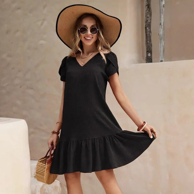 Robe décontractée ample à manches courtes et col en V de couleur unie Hover Image