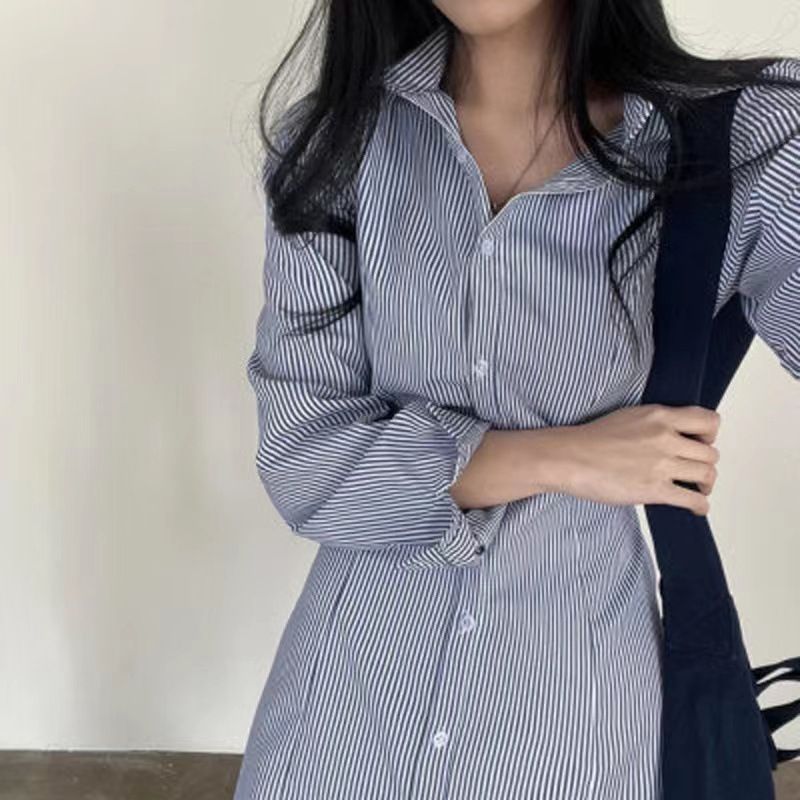 Robe chemise à rayures à manches longues boutonnée pour femme