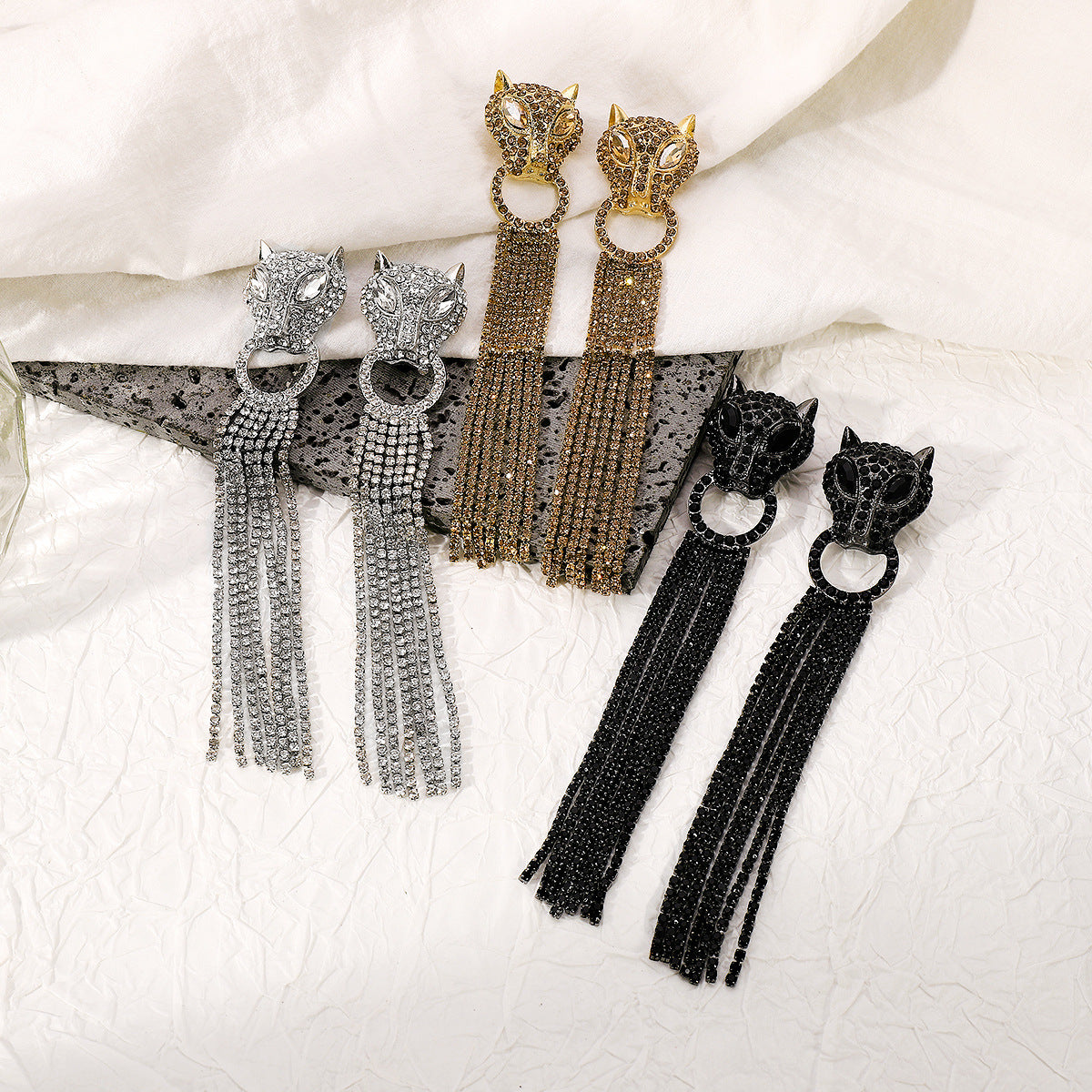 Boucles d'oreilles pendantes léopard personnalisées avec strass et pompons, bijoux tendance de luxe pour femmes