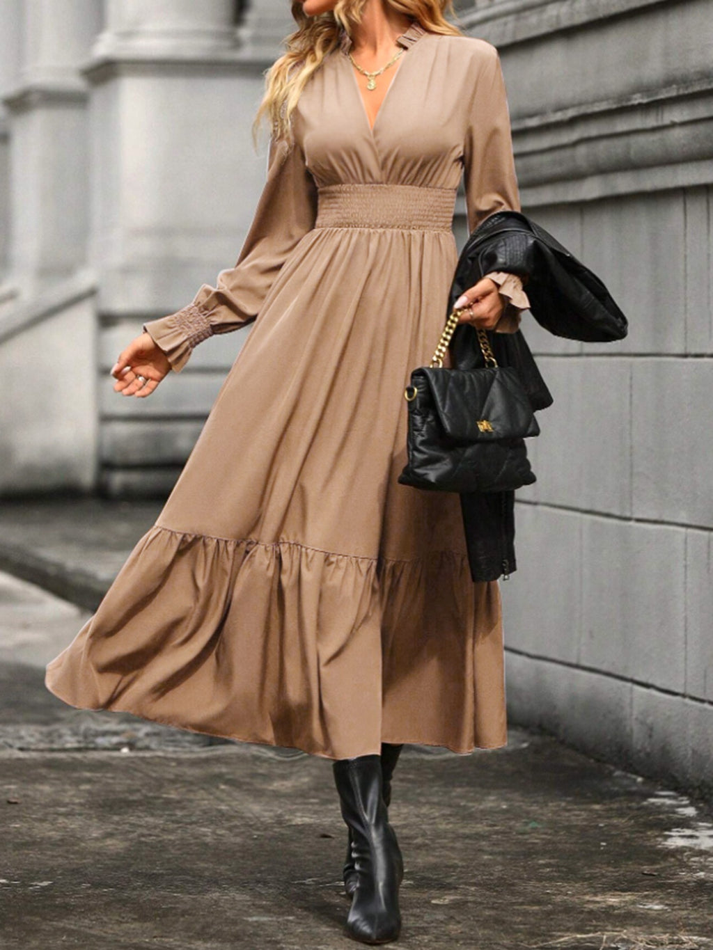 Robe femme col V manches longues lanterne