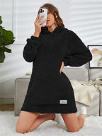 Robe à capuche et manches longues en peluche pour femme