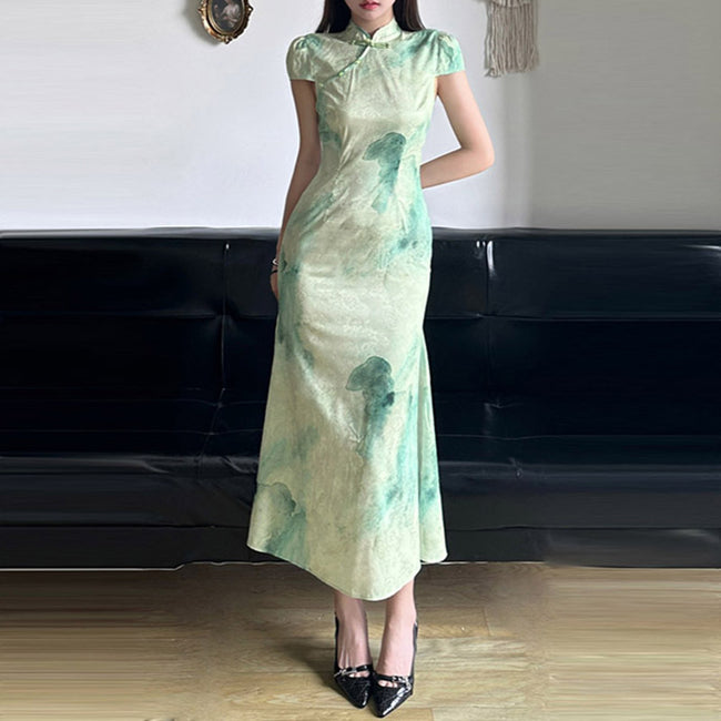 Robe fourreau ajustée Line Sense Hover Image