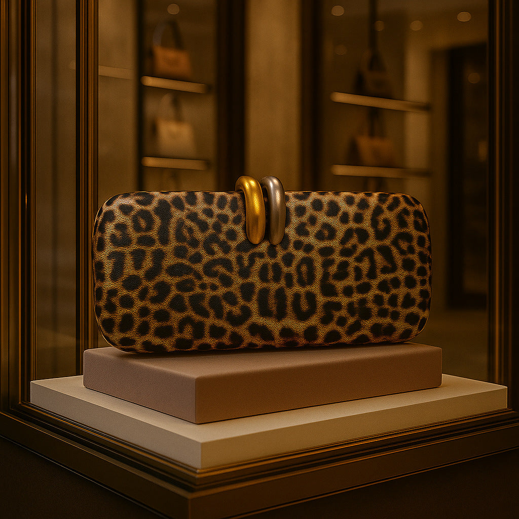 Sac de soirée à bandoulière en forme de pochette