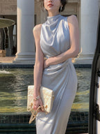 Robe en satin à motif spécifique pour femme