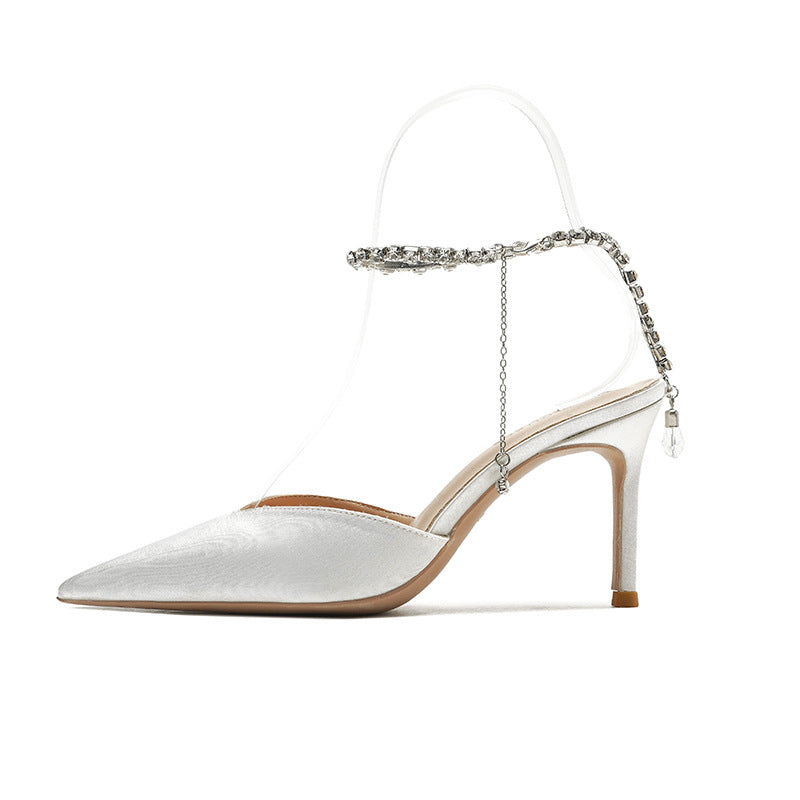 Chaîne en strass à bout pointu, talons aiguilles fins