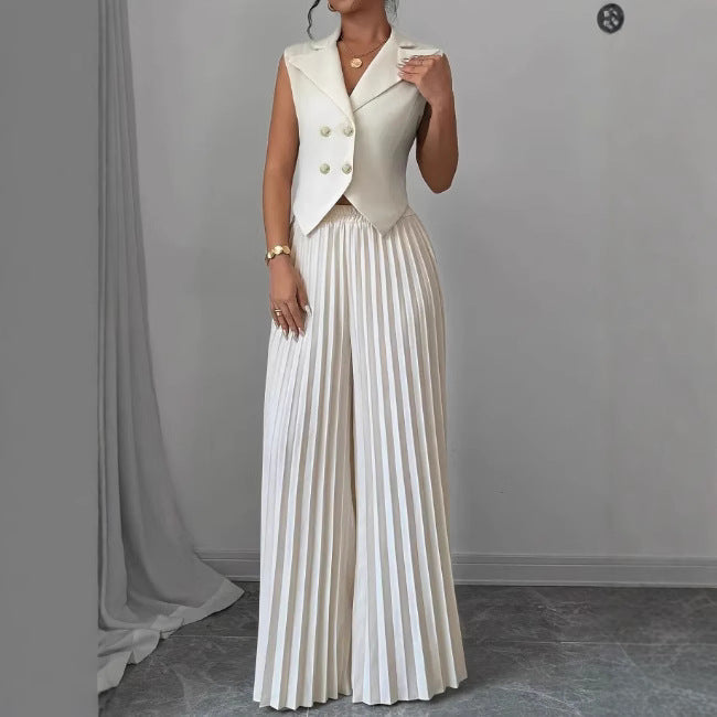 Ensemble de vêtements d'été sans manches pour femmes, avec veste à revers boutonnée et pantalon plissé droit.