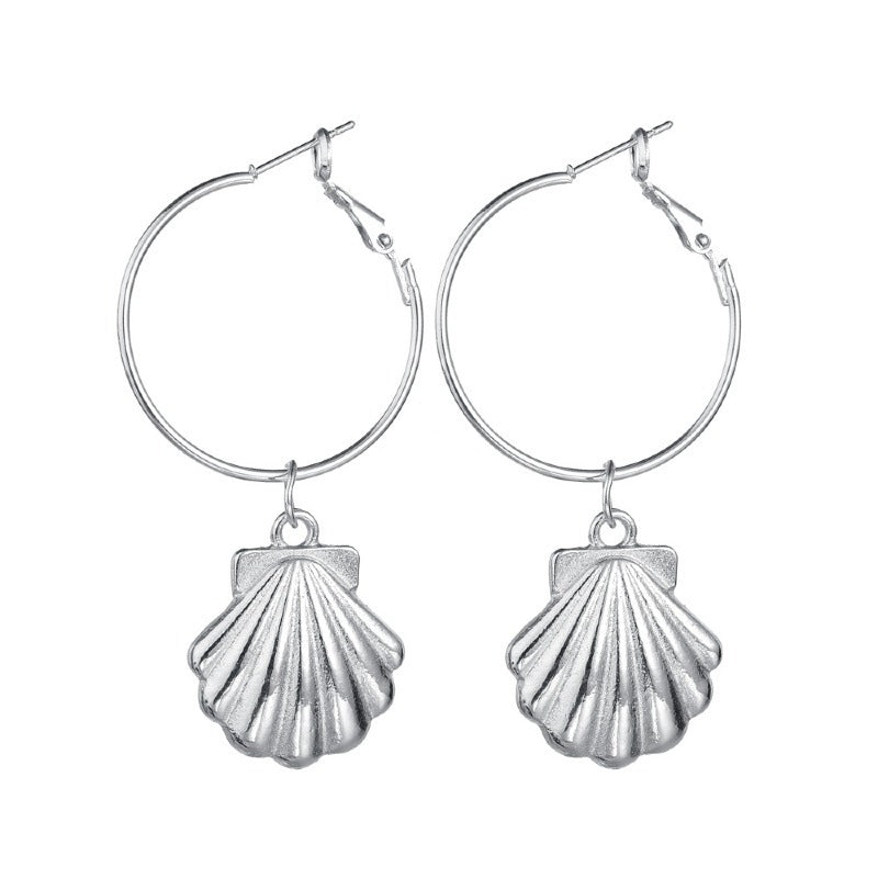 Nouvelles boucles d'oreilles simples pour femmes, bijoux d'oreilles en coquille, vente chaude transfrontalière