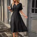 Robe à manches courtes et taille élastique pour femmes