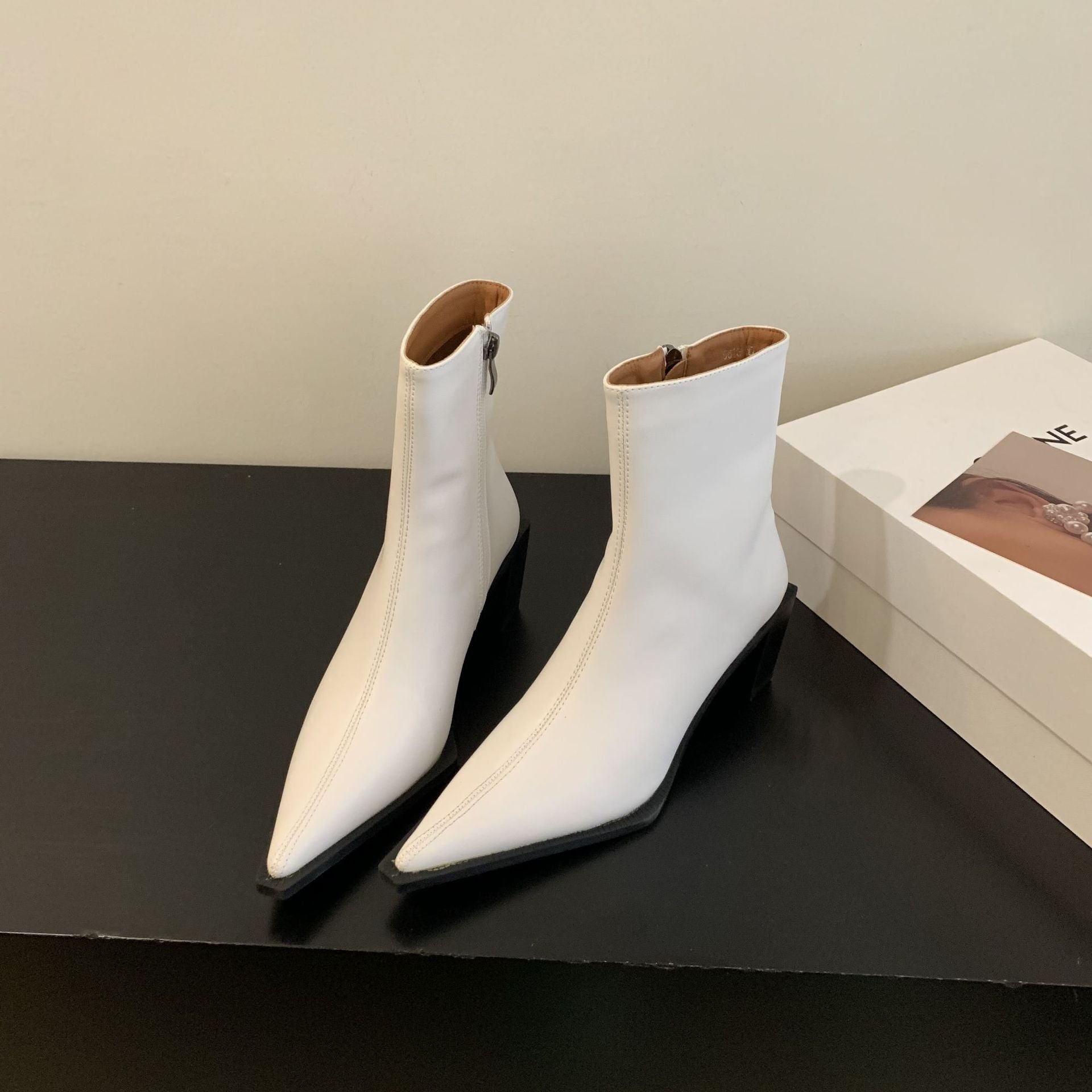 Bottes à talons hauts courts