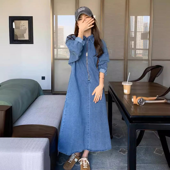 Robe en jean ajustée amincissante pour femme Hover Image