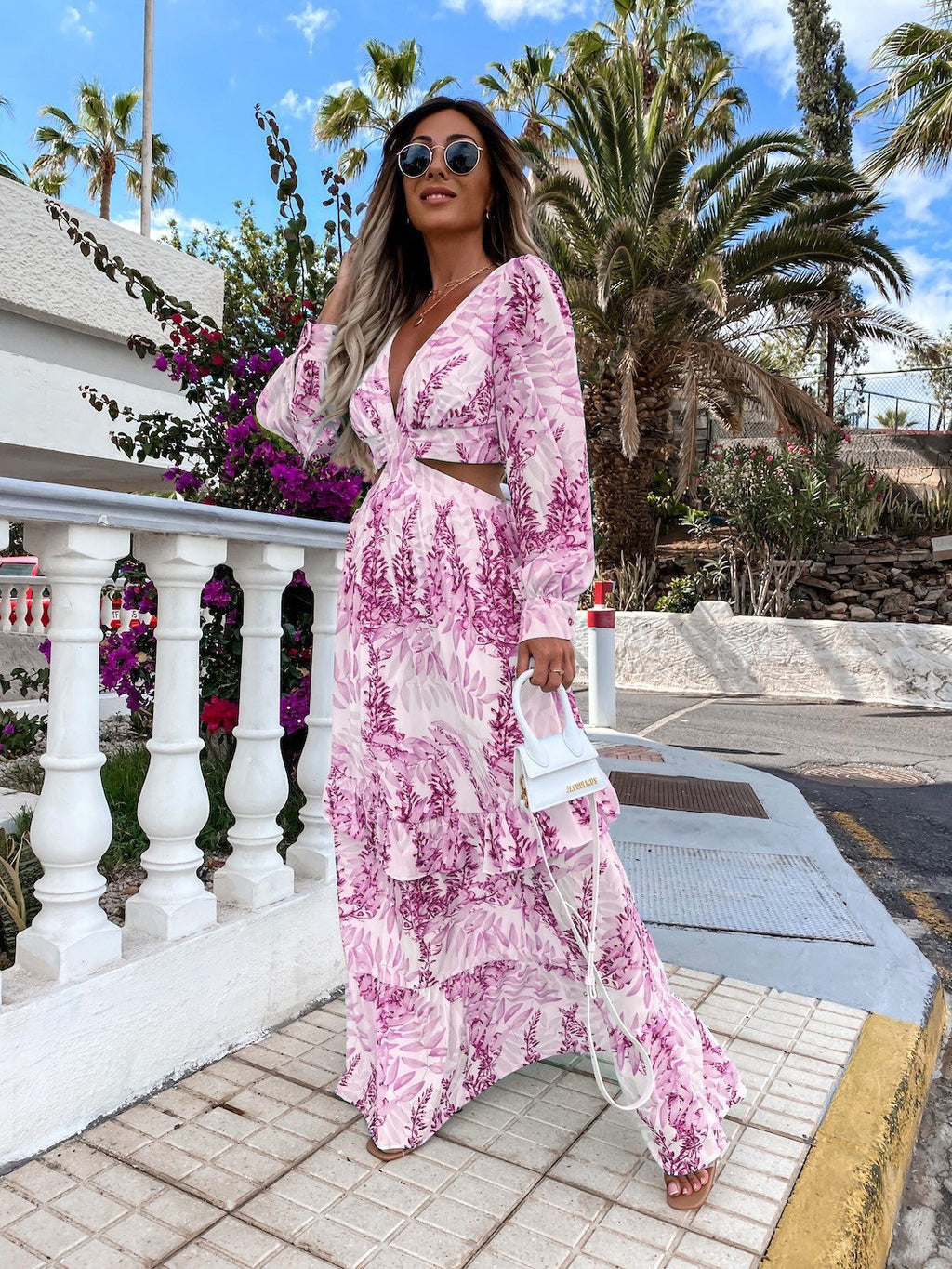 Robe longue élégante à col en V creux pour femme, robe longue à manches longues avec imprimé pour le printemps et l'été, robe à manches longues à col en V.