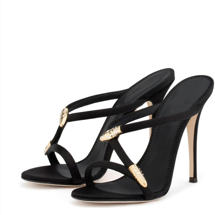 Sandales sexy à talons hauts et à la mode audacieuse
