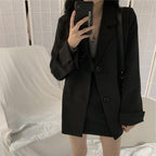 Blazer ample noir à revers et jupe assortie