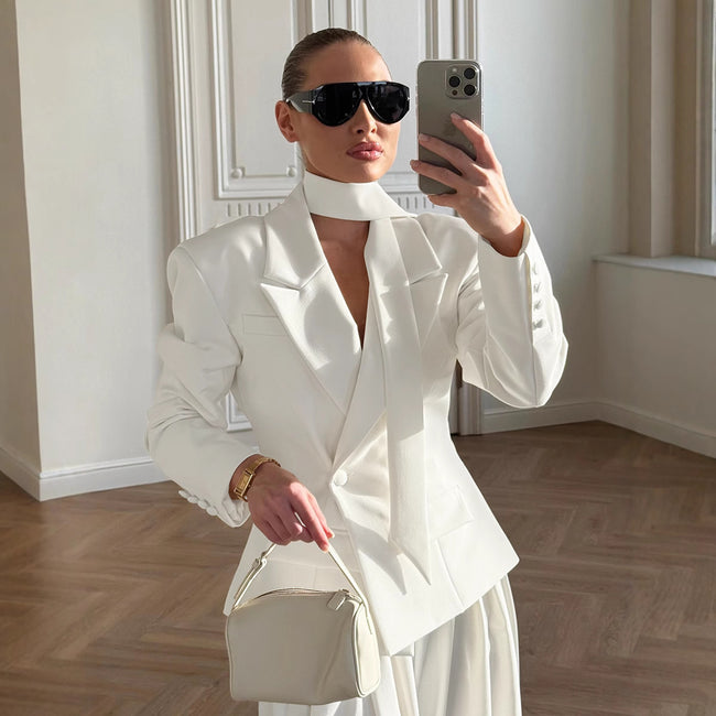 Nouveau blazer femme automne-hiver avec ceinture à nouer Hover Image