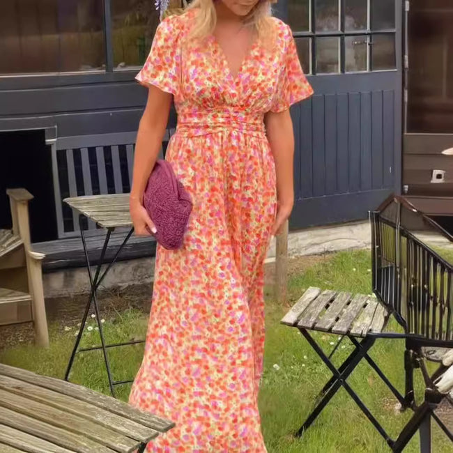 Robe imprimée à col en V, taille ajustée Hover Image
