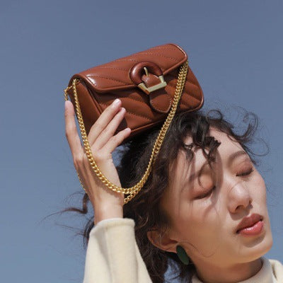 Sac messager brodé avec motif chaîne de fil pour femme, grand sac à bandoulière avec boucle en métal