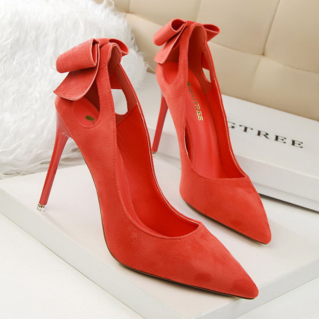 Chaussures à talons aiguilles pointus Main Image