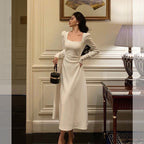 Robe noire sophistiquée à la française pour femme