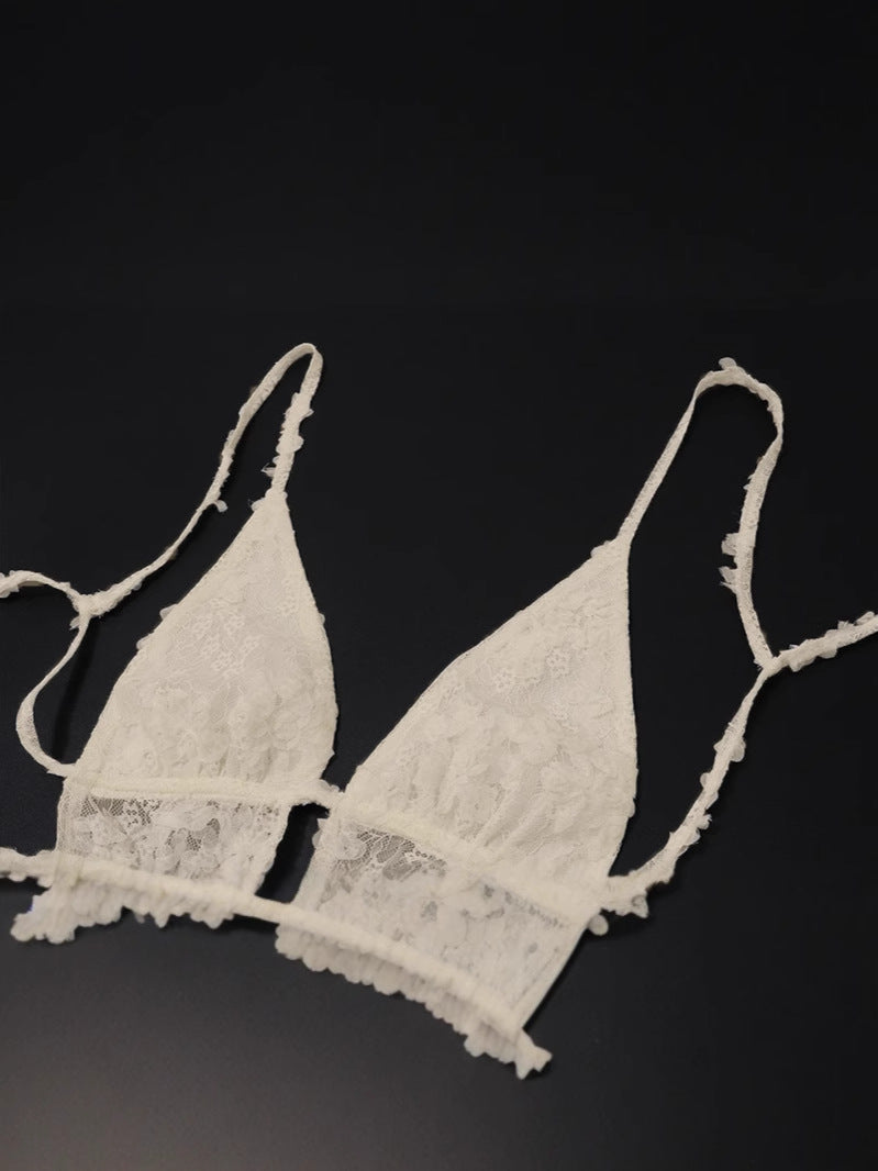 Haut court à dos nu en dentelle et fines bretelles pour femme