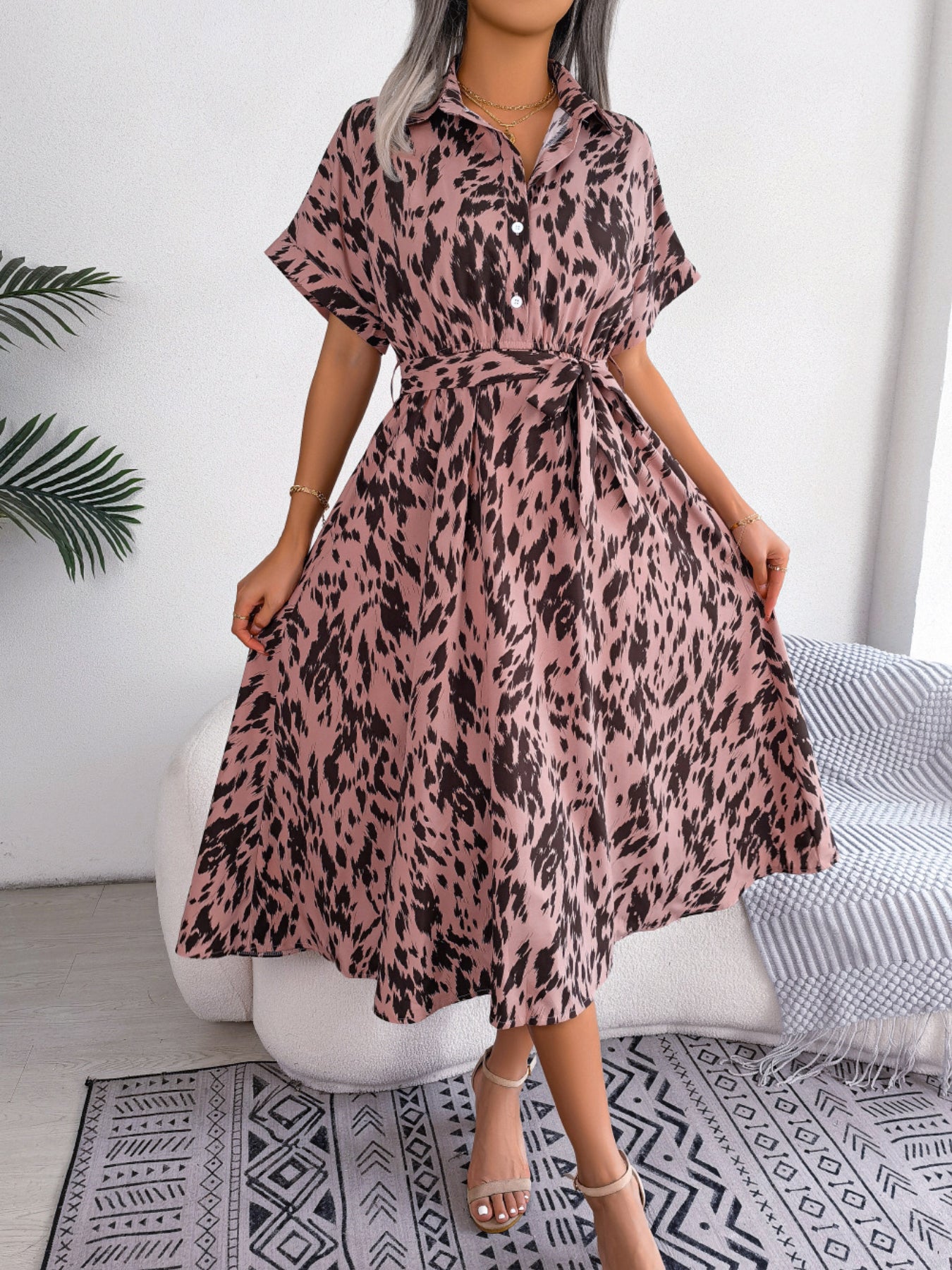 Robe chemise décontractée ample à imprimé léopard et taille nouée pour femme