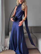 Robe longue sans manches en satin bleu roi