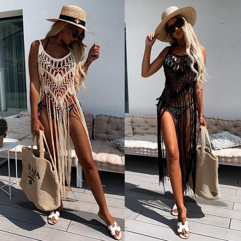 Robe de plage chemisier, bikini à pompons tricoté
