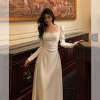 Robe noire sophistiquée à la française pour femme
