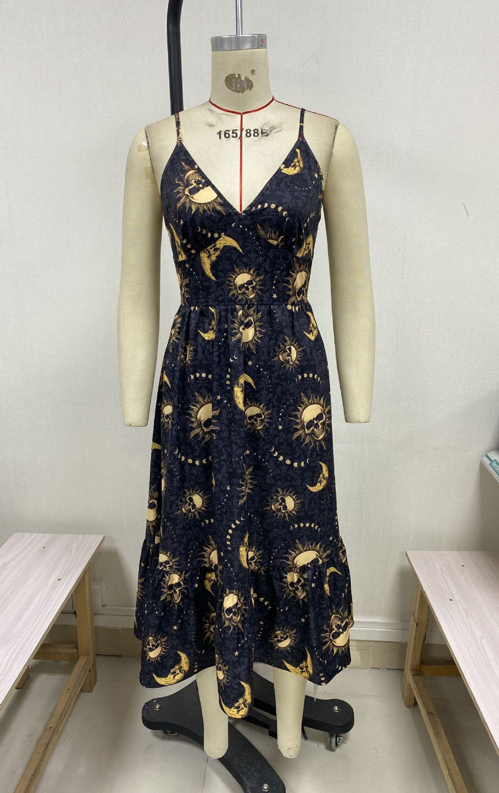 Robe Gothique Rétro Imprimé Crâne Os Soleil Et Lune Femme