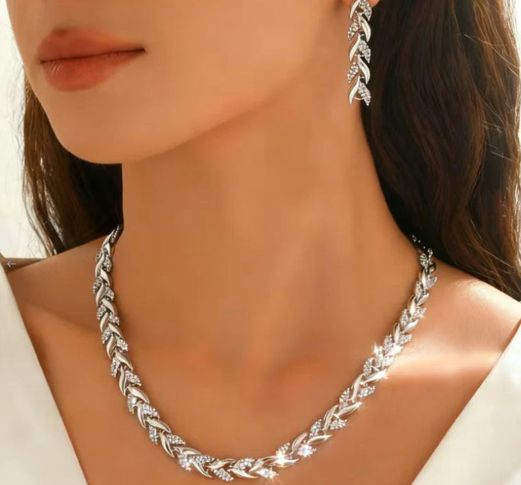 Parure Collier et Bracelet Femme avec Feuilles en Verre et Strass Élégants, Bijoux de Luxe à la Mode