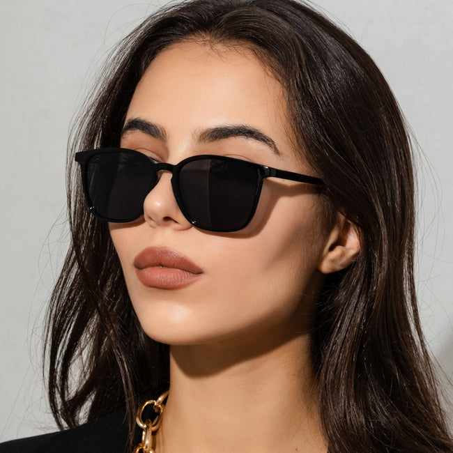 Lunettes de soleil rétro simples pour hommes et femmes Main Image