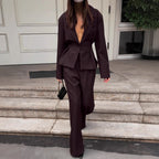 Ensemble tailleur-pantalon marron cintré pour le travail en automne