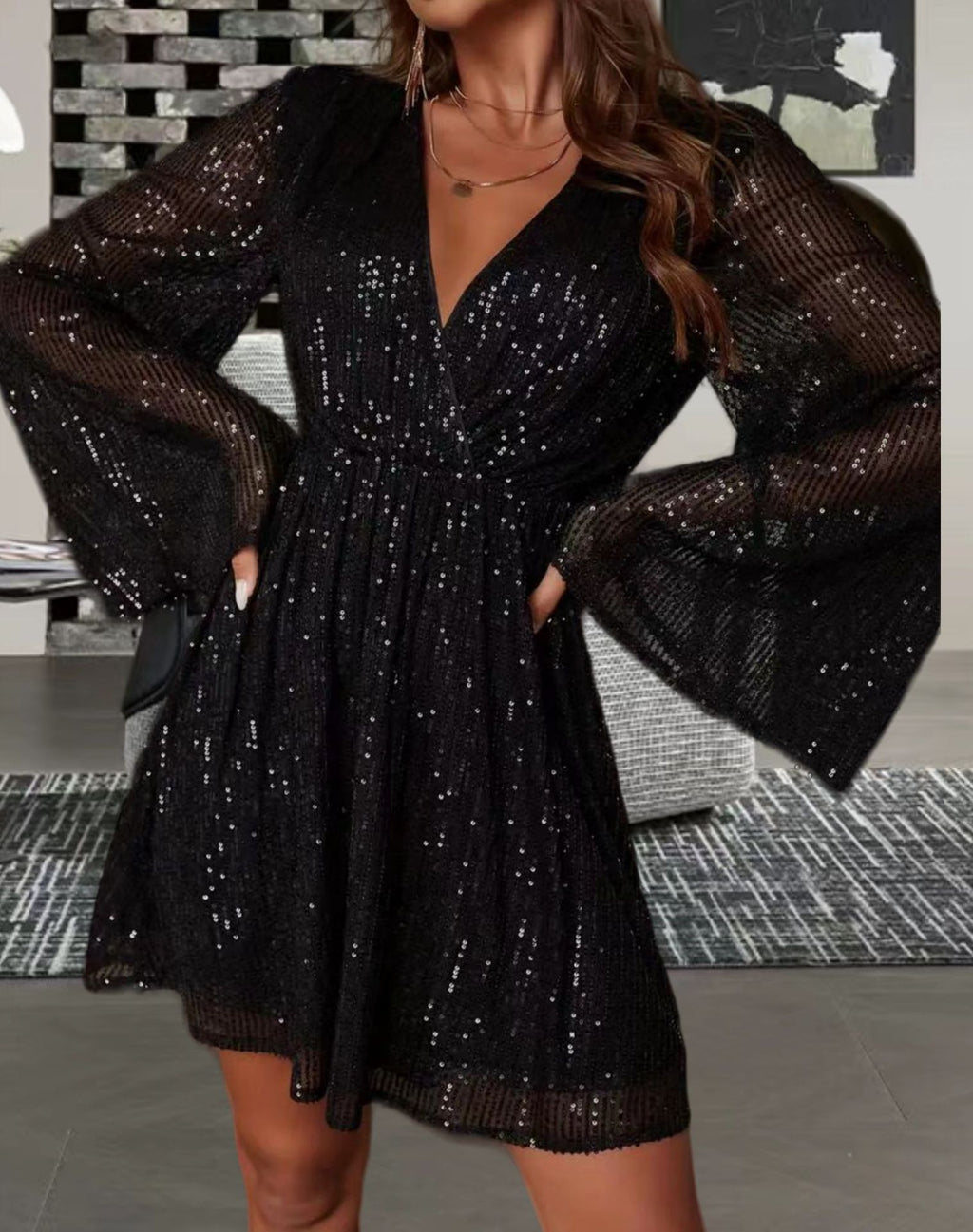 Robe de soirée élégante à col en V, taille amincissante et sequins