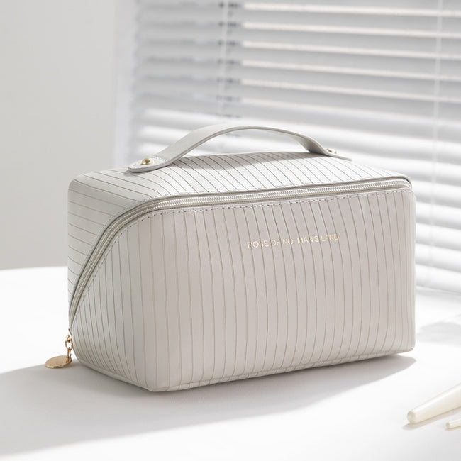 Trousse de Maquillage Verticale pour Femmes Grande Capacité et Portable Main Image