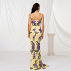 Robe de soirée moulante fourreau pailletée fendue à col en V et bretelles fines
