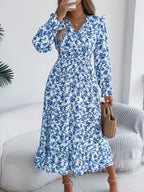 Robe longue élégante à col en V croisé avec motif floral, taille ajustée et ourlet à volants pour femme