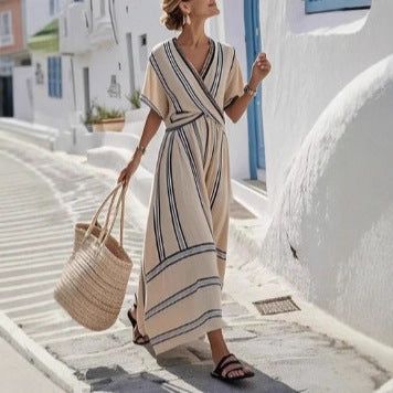 Robe décontractée ample style rétro à imprimé rayé, robe de vacances d'été à manches courtes et col en V, robe longue plissée bohème trapèze pour femme