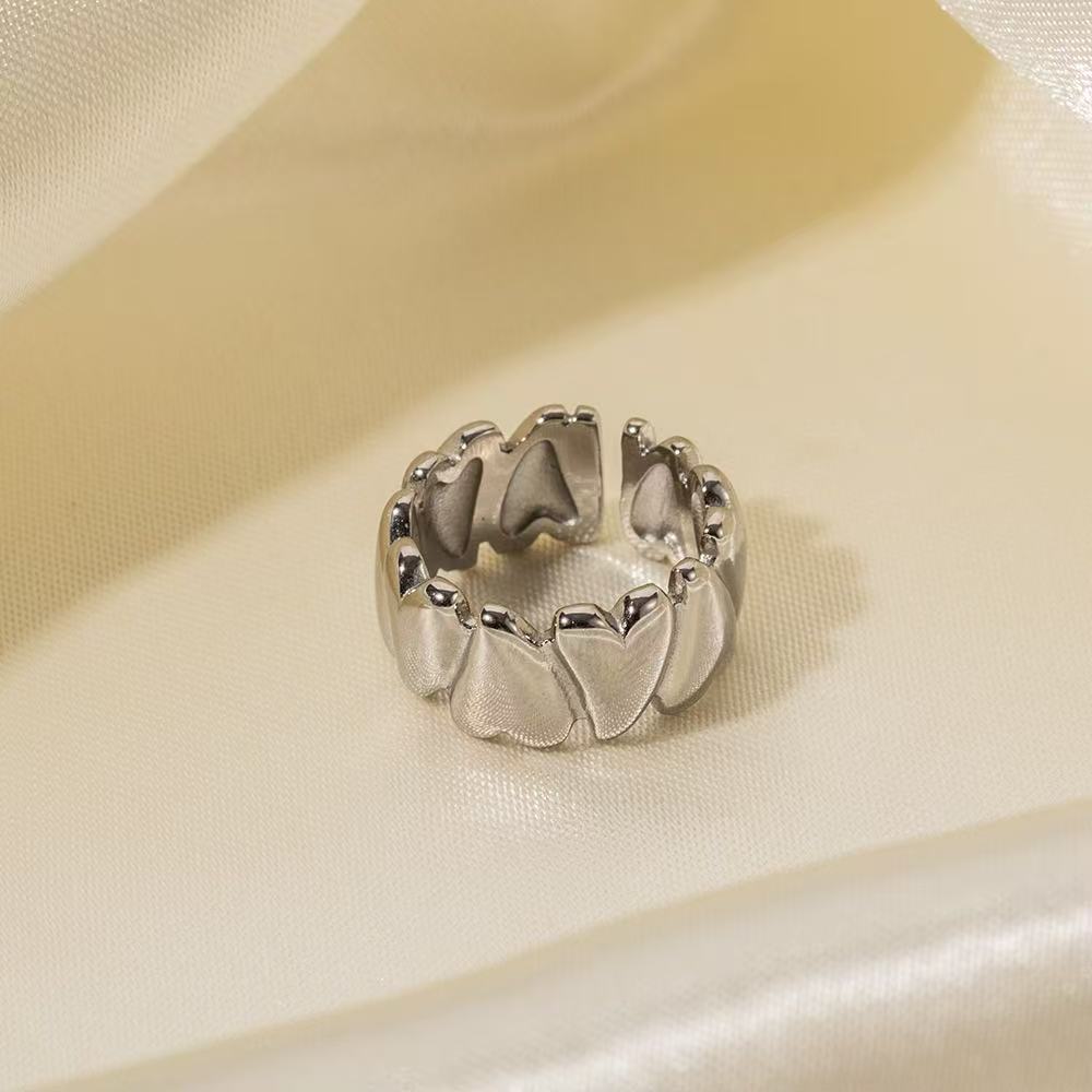 Bague de luxe légère style Instagram européen et américain pour femme, avec une touche haut de gamme