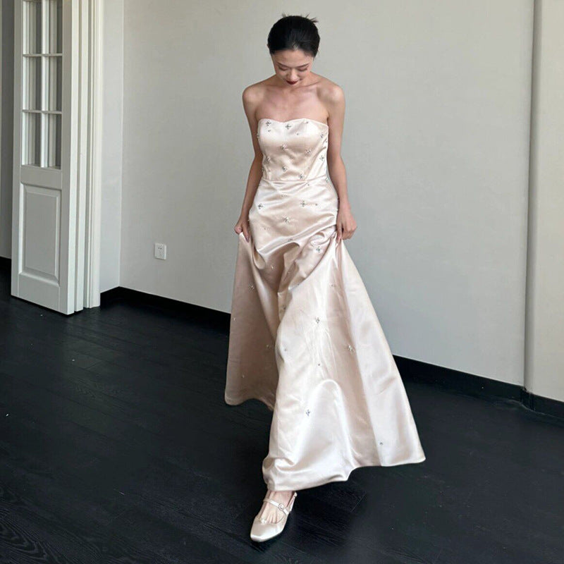 Nouvelle Robe de Mariée Tendance en Satin Français Simple pour Séance Photo de Voyage de Niche