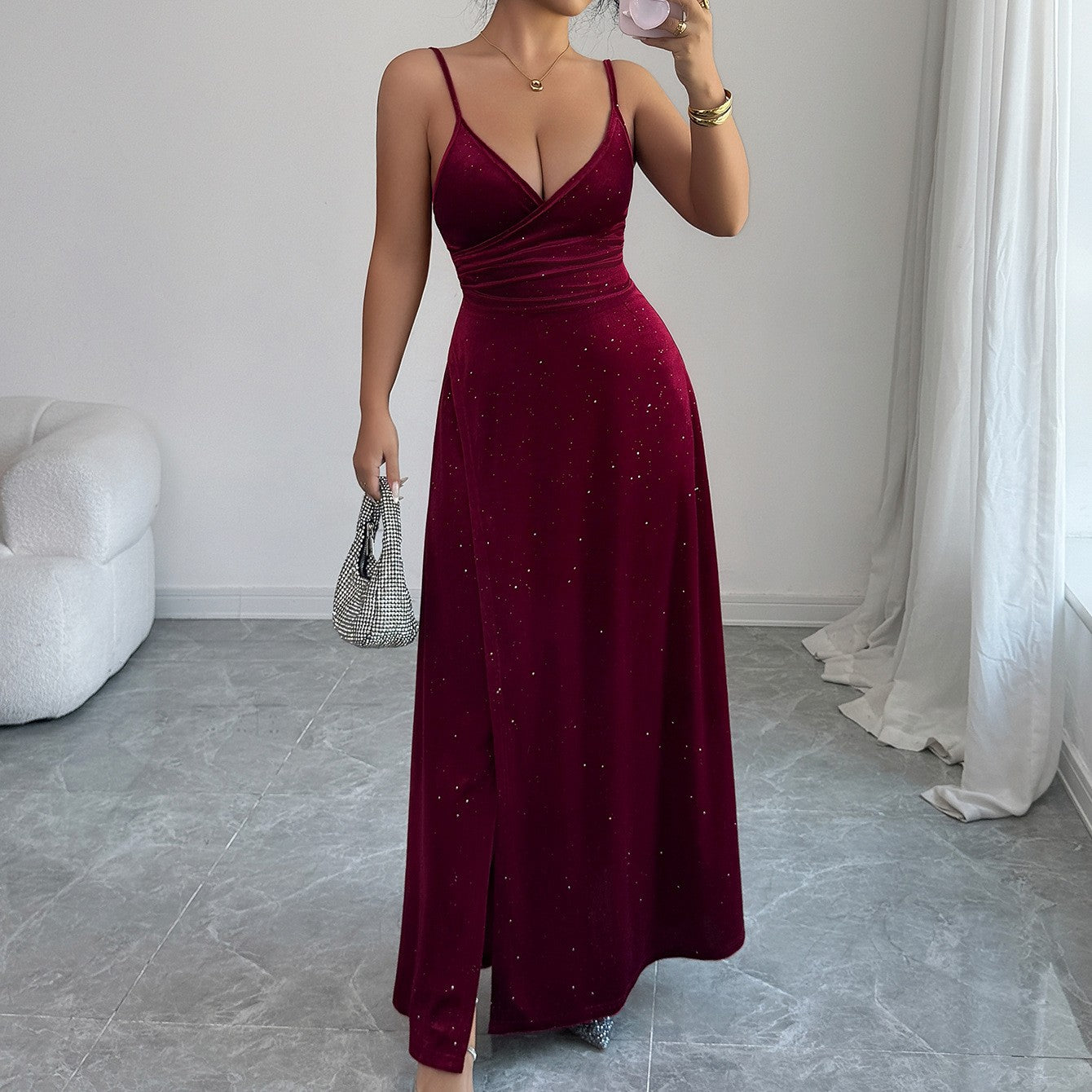 Robe moulante élégante sans bretelles pour femme