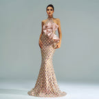Robe de soirée sirène à licou et sequins