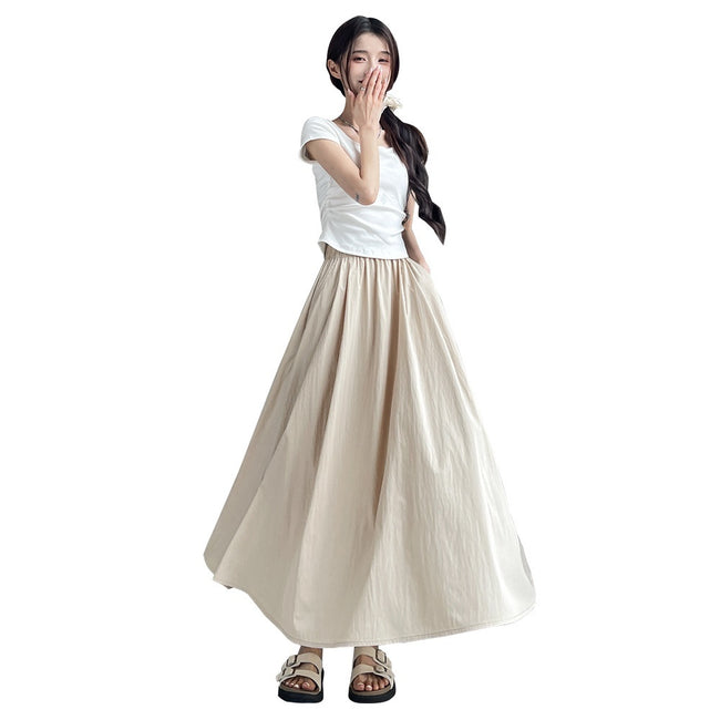 Robe Plissée Amincissante Taille Haute Évasée d'Été Main Image