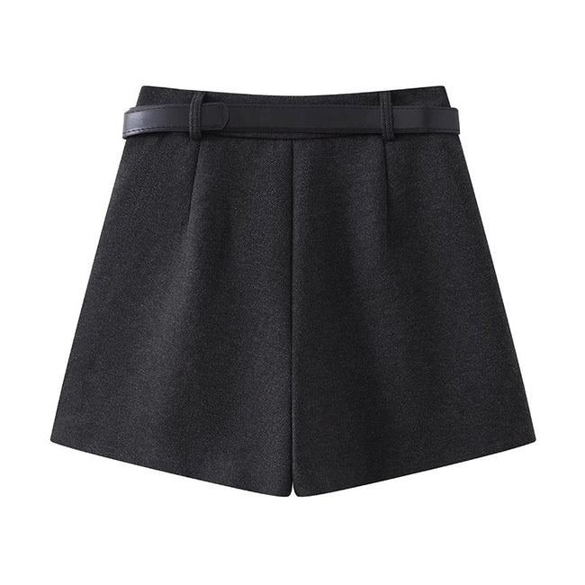 Shorts de costume tendance en laine pour femme Main Image