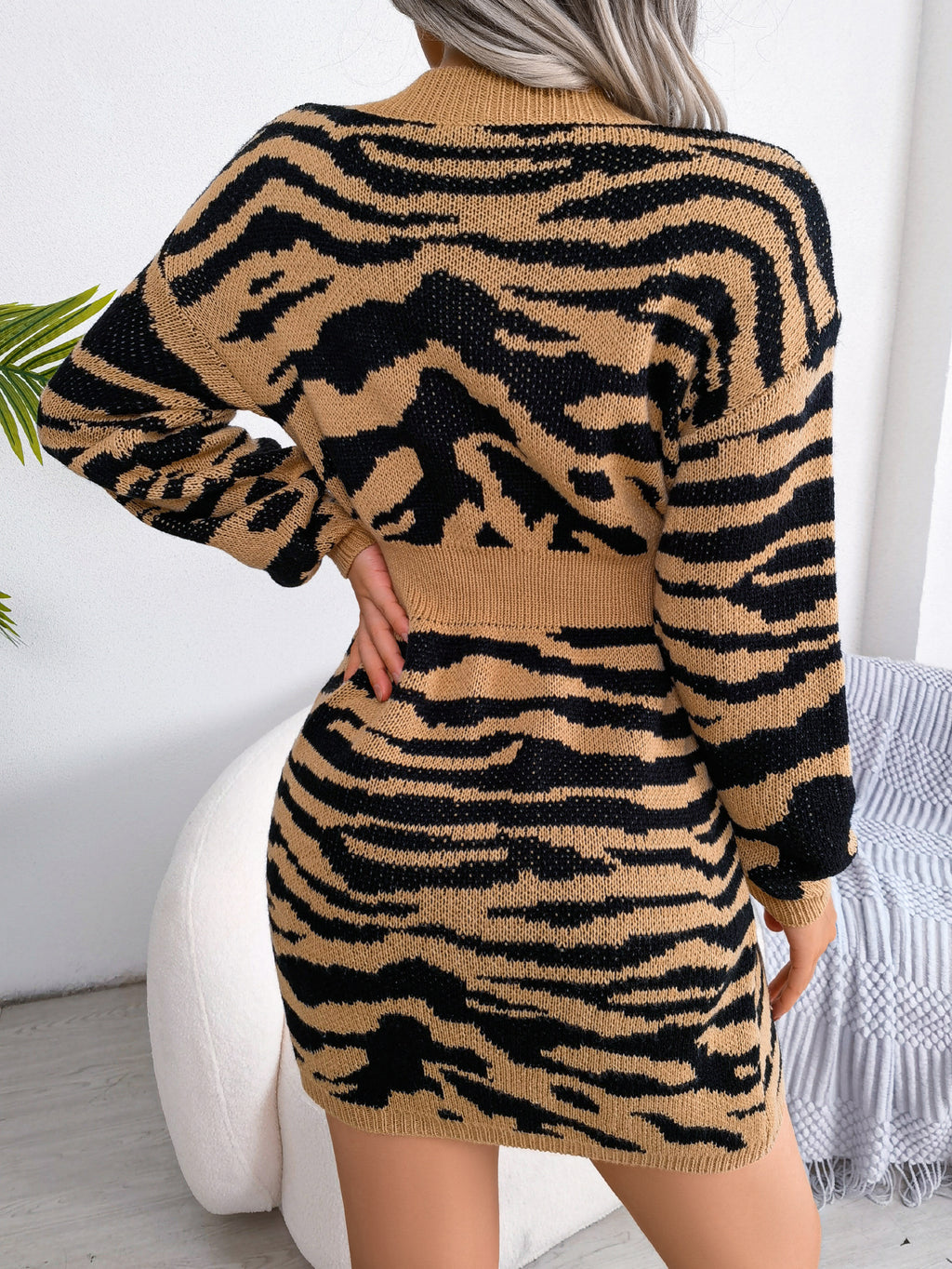 Robe pull froncée à imprimé tigre et manches lanternes pour femmes