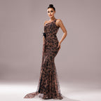 Robe de soirée à sequins léopard, col diagonal et une épaule