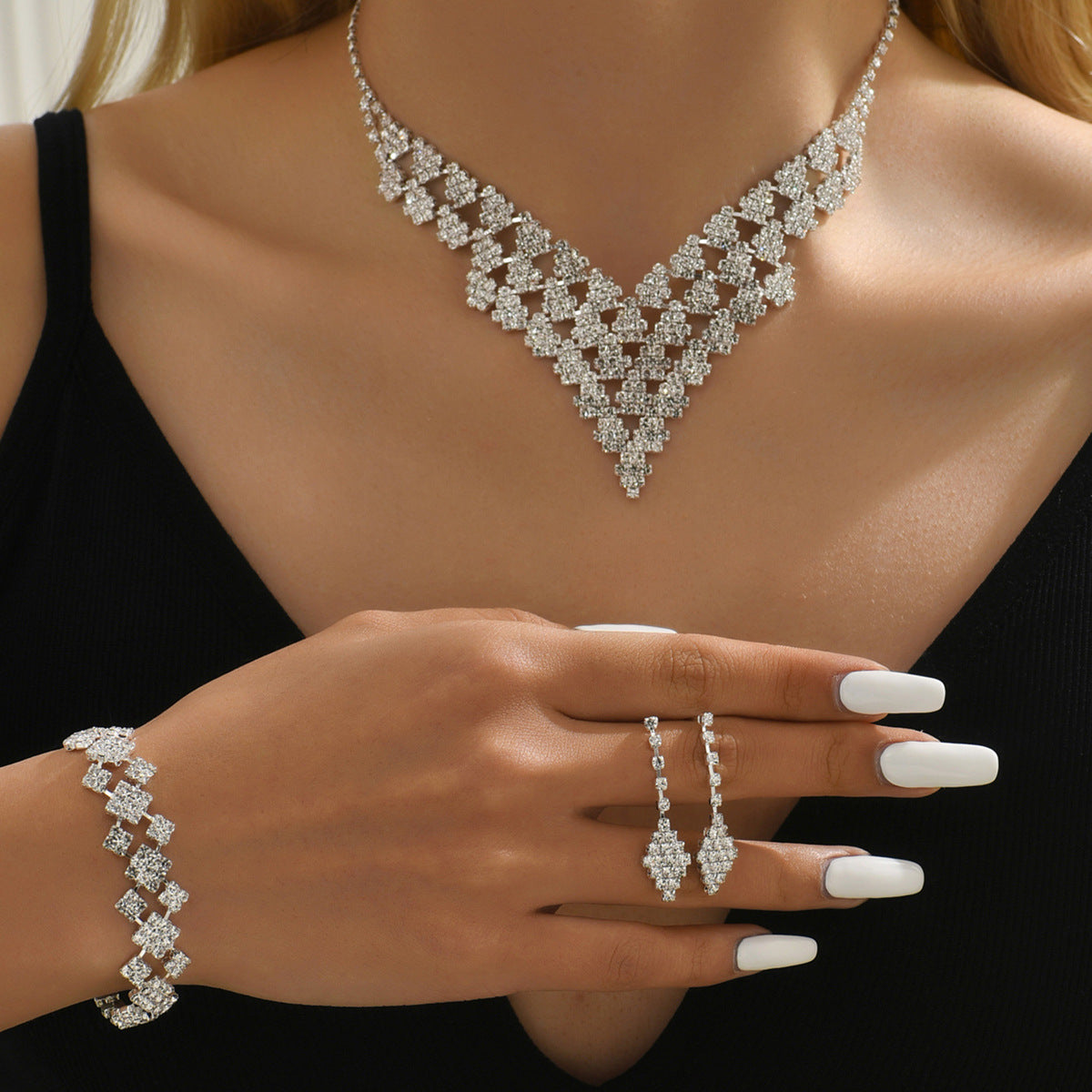 Collier bracelet boucles d'oreilles en forme de diamant pour femmes