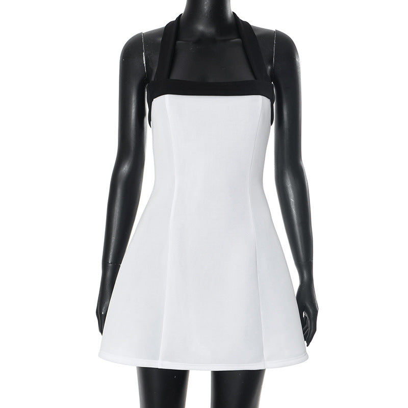 Mini-robe blanche sexy sans manches à licou noir, épaules dénudées, décontractée, style Lolita Y2K, printemps-été